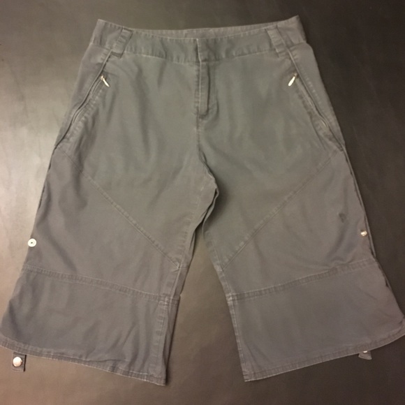 DANSKIN NOW Ladies Small Bermuda Shorts Snap Up - Picture 8 of 9